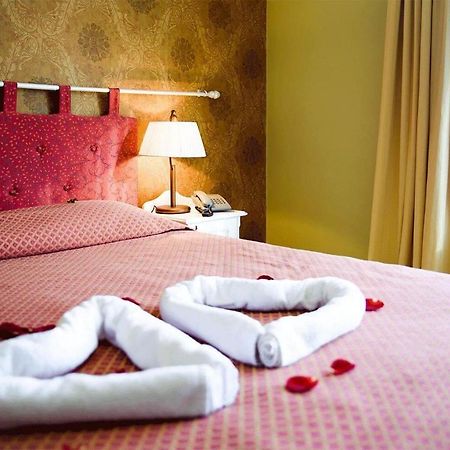 ולגה Hotel Metsis מראה חיצוני תמונה