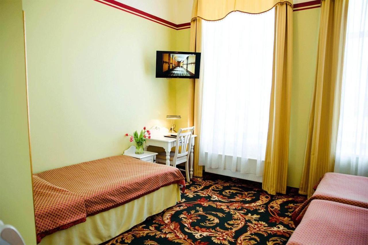 ולגה Hotel Metsis מראה חיצוני תמונה