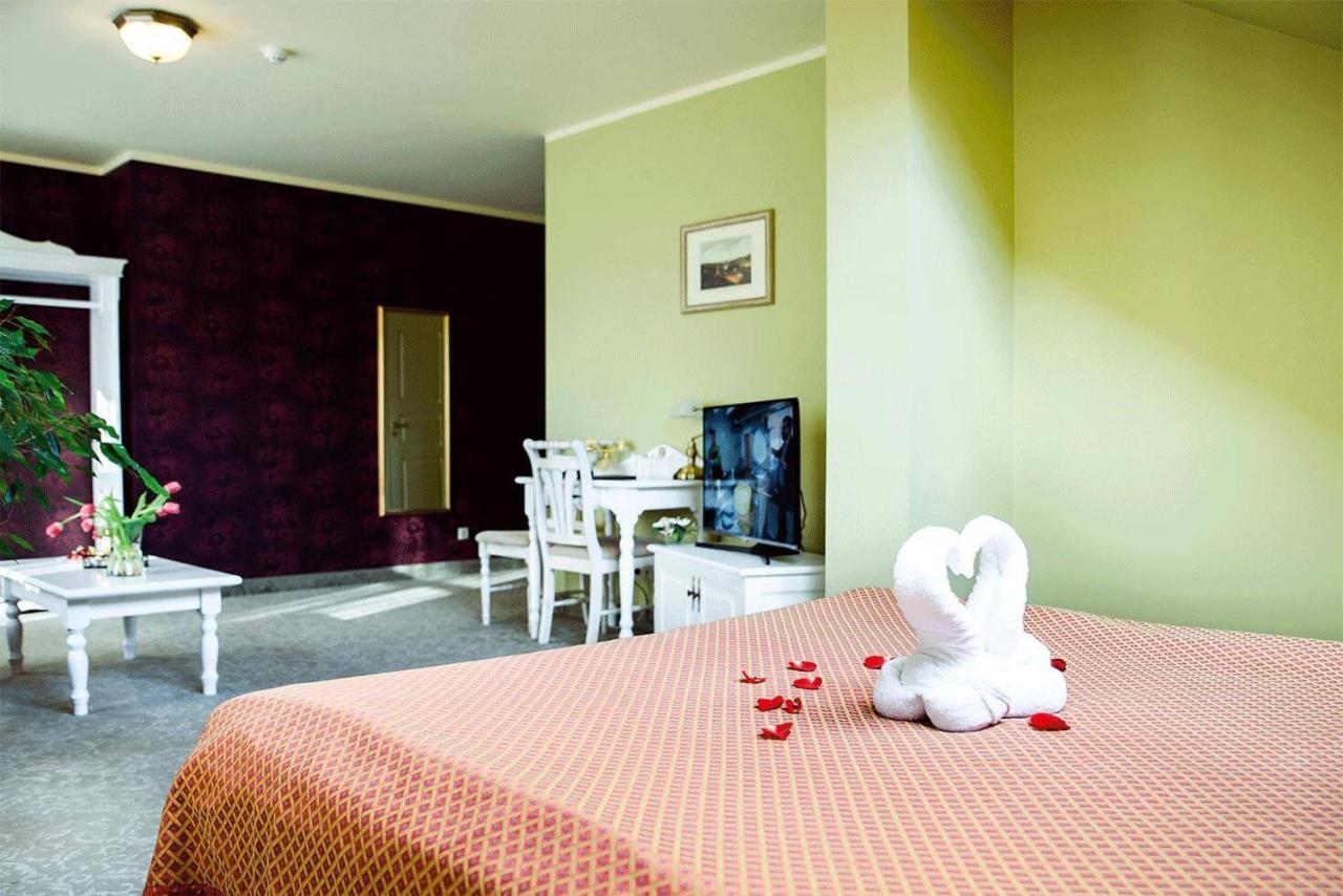 ולגה Hotel Metsis מראה חיצוני תמונה